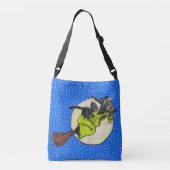 黒猫飛んでいるの月の星を持つ箒の魔女 クロスボディバッグ (裏面)