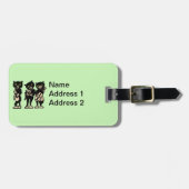 黒猫3匹の音楽遊楽器グリーン ラゲッジタグ (正面横)