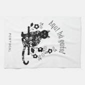 黒猫（花とポルトガル語の表現） キッチンタオル (横)