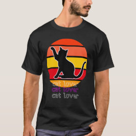 黒猫Tシャツの男 Tシャツ