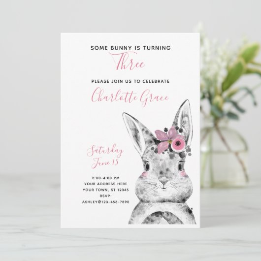 黒白いくつかのバニーが3誕生日を回している 招待状 (スタンド正面)