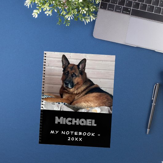 黒白のジャーマンシェパードの犬の写真 ノートブック