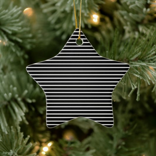 黒白のストライプ柄のクリスマス セラミックオーナメント (ツリー)