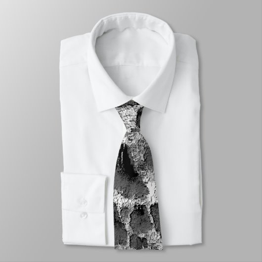 黒白の丸い枕を持つサンゴ ネクタイ (タイ)