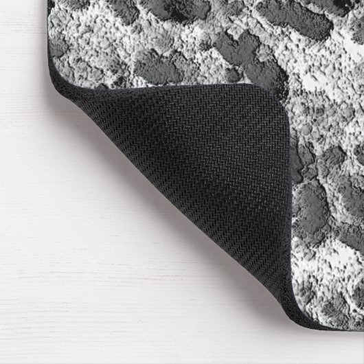 黒白の丸い枕を持つサンゴ マウスパッド (コーナー)