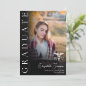 黒白の写真 RN 看護師卒業発表 招待状 (スタンド正面)