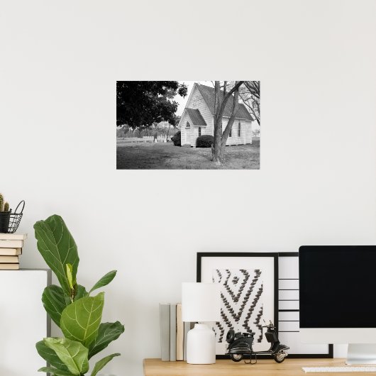 黒白の小さな田舎教会 ポスター (ホームオフィス)