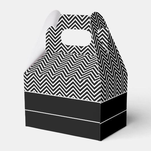 黒白シェブロン誕生日パーティー フェイバーボックス (裏面サイド)