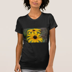黒目のスーザンおよび蜂 Tシャツ