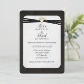 黒結婚のリボンの金ゴールドハート 招待状 (スタンド正面)