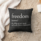 黒背景に書かれたFREEDOMの辞書的定義 クッション (ブランケット)