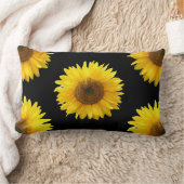 黒背景に美しい黄色のひまわり ランバークッション (ブランケット)