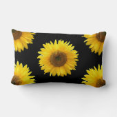 黒背景に美しい黄色のひまわり ランバークッション (裏面)