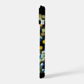 黒背景のボケ泡 iPhone 15ケース (左側面)