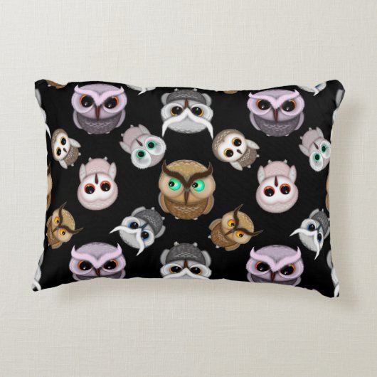 黒背景の楽しいフクロウ柄 アクセントクッション (裏面)