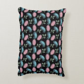 黒背景の淡い花柄デザイン | かわいいD アクセントクッション (裏面(縦))