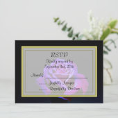 黒背景の紫のバラ RSVP 返信カード 招待状 (スタンド正面)