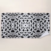 黒色の白色の管状配管 ビーチタオル (正面)