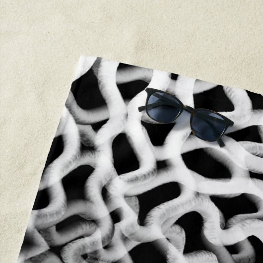 黒色の白色の管状配管 ビーチタオル (インサイチュ)