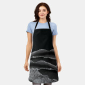 黒色瑪瑙の銀グリッター釉 エプロン (着用した状態)