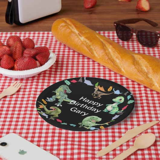 黒色背景の恐竜の誕生日パーティー ペーパープレート (ピクニック)