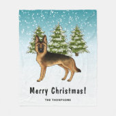 黒褐色のドイツの羊飼い犬の冬の森 フリースブランケット (正面)