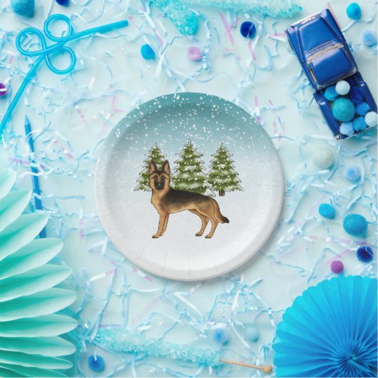 黒褐色のドイツの羊飼い犬の冬の森 ペーパープレート (パーティー)