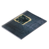 黒褐色の木製の板2枚 ノートブック (左側)