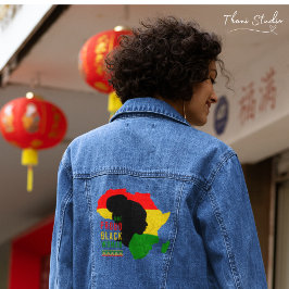 黒誇りを持った人黒人歴史月旗 デニムジャケット