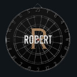 黒金ゴールドモノグラム名 ダーツボード<br><div class="desc">黒モダンのダーツ板で、白い名前と金ゴールド。名前とイニシャル</div>