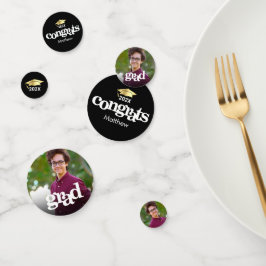 黒金ゴールド卒業3枚フォトはっきりしたタイポグラフィ コンフェッティ