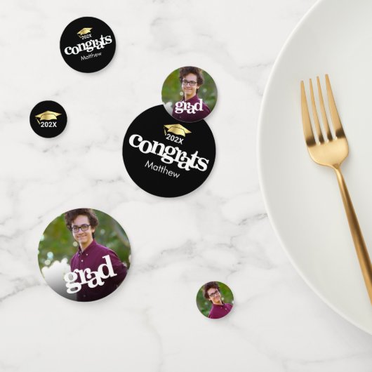 黒金ゴールド卒業3枚フォトはっきりしたタイポグラフィ コンフェッティ (グループ)