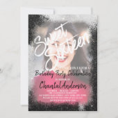 黒銀のグリッター枠の写真　スイート16 招待状 (正面)