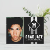 黒銀タイポグラフィ男性卒業写真 案内状 (スタンド正面)