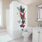 黒飛んでいると赤のモルフォ シャワーカーテン (インサイチュ)