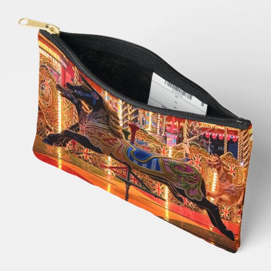 黒馬 アクセサリーポーチ (見開き)