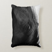 黒馬 アクセントクッション (正面(垂直))