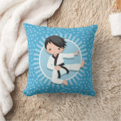 黒髪空手少年柔道武術術 クッション (ブランケット)