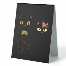 黒魅力的猫の黄色い目