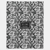 黒魅力的白の花フリース フリースブランケット (正面)