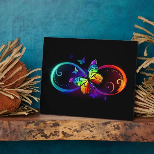 黒鮮やかに虹の蝶がある無限大 フォトプラーク (側面)