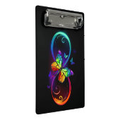 黒鮮やかに虹の蝶がある無限大 ミニクリップボード (アングル)