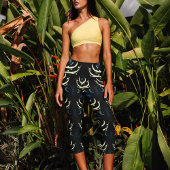 黒鮮やか龍スラッシュ柄ヨガ カプリレギンス