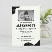 黒18歳の誕生日招待状メンズシンプル写真 招待状 (スタンド正面)
