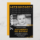 黒3歳の誕生日招待状ボーイフォトスプレー 招待状 (正面/裏面)