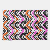 黒、オレンジ、ピンクの手描き山形 キッチンタオル (横)