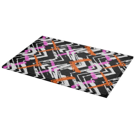 黒、オレンジ、ピンクの手描き矢印パターン カッティングボード (角)