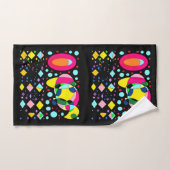 黒、ピンクの手袋をはめた黄色いダイヤパターン（の模様が）あるモンド ハンドタオル (ハンドタオル)