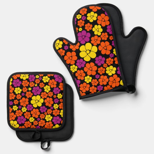 黒、ピンク、オレンジ、黄色の花柄 鍋つかみ&鍋敷きセット (正面/裏面)