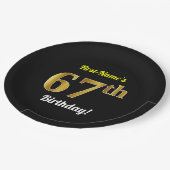 黒、フェイクな金ゴールドの第67誕生日 + 名前をカスタムする ペーパープレート (アングル)